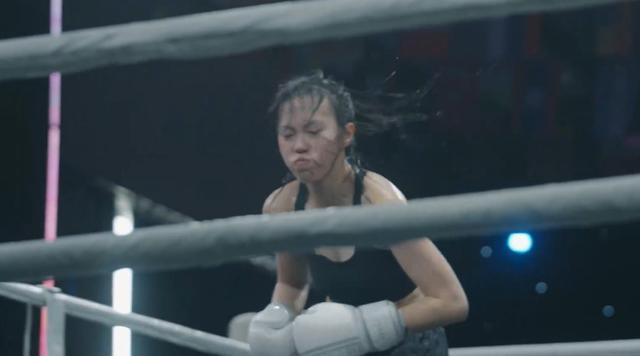 王菲女儿窦靖童首部电视剧发预告 拳击与美食的双重魅力