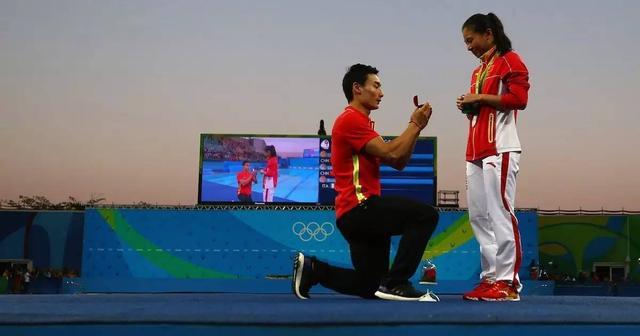 神仙爱情！中国奥运冠军夫妇一同读研，33岁跳水女神仍美如少女 共筑学术梦