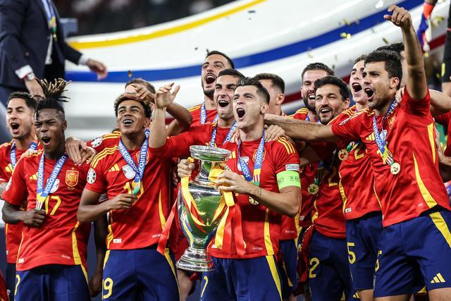 西班牙足球是如何重登欧洲之巅的 七战全胜的冠军之路