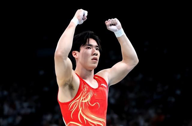 苏炜德两次掉杠葬送巨大优势 中国体操男团最后一刻被日本翻盘丢冠 奥运观赛团聚焦