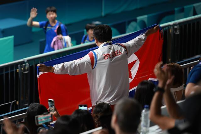 李正植金琴英4比3黄镇廷杜凯琹 朝鲜组合挺进奥运乒乓混双决赛