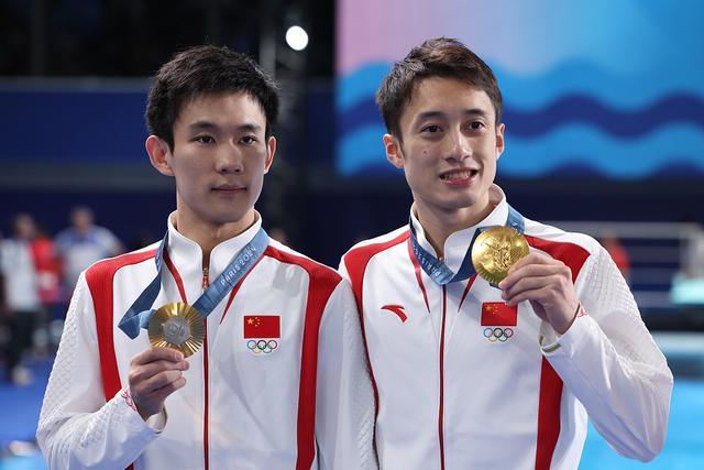 奥运最新金牌榜：中国单日2金4银升第3，日本6金排榜首，美国第6