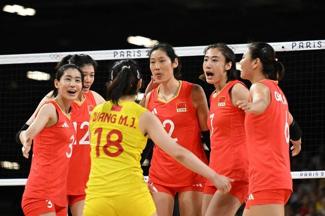 中国女排奥运2连胜 横扫法国提前出线
