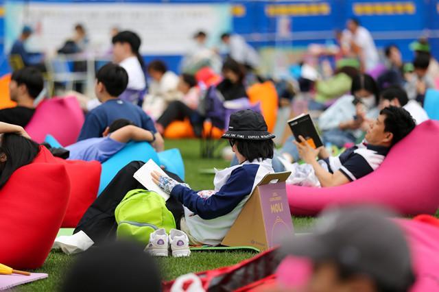 两连降后韩国去年总人口增8万