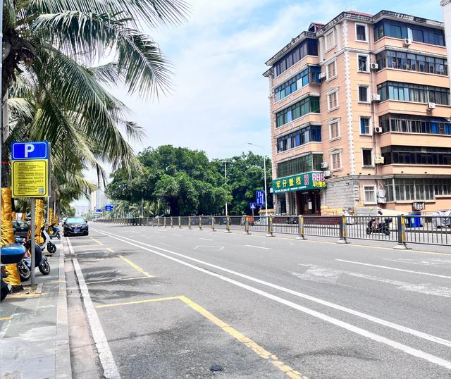 广东多地紧急停课 应对台风“摩羯”来袭