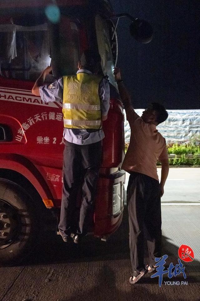 徐闻港尚未通行有货运司机滞留数日 司机守车盼通行，安置显温情