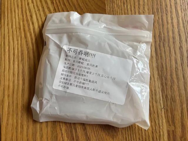 网红零食蜡瓶糖多是“三无产品” 安全警钟敲响