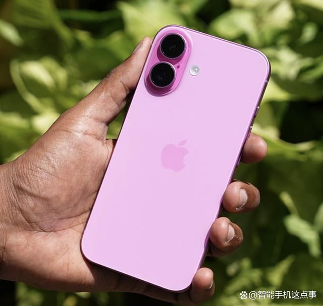 iPhone16Pro首批体验出炉 亮点与槽点并存，购机欲望升降参半