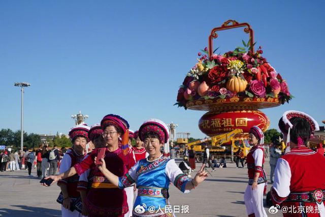 今年国庆大花篮有何寓意？抢先看 寓意繁荣昌盛，国泰民安