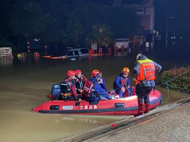 台风影响海南琼海：123个墟落受淹 水库泄洪加重灾情