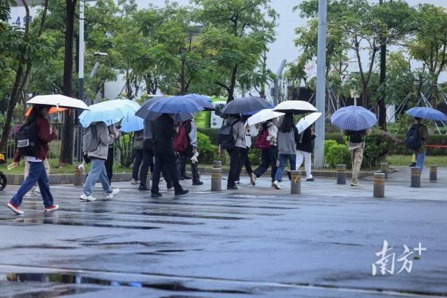 广东惠州沿海多地发生海水倒灌 台风与冷空气共影响