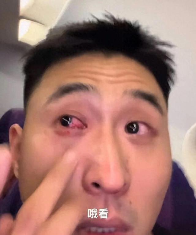 吉祥航空客服回应乘客被殴打