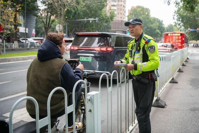 广州“电鸡”交通监犯将濒临更严办罚 新规行将实施