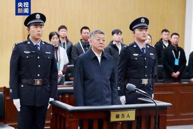 体育总局原副局长杜兆才获刑14年