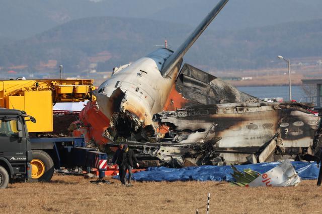 一家3口提前一天搭济州航空遇空难