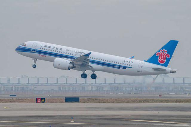 南方航空3架C919国产大飞机亮相春运 温暖回家路