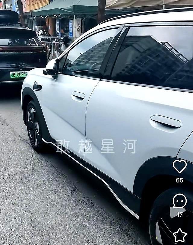 比亞迪海獅05 EV實(shí)車曝光 命名引爭(zhēng)議