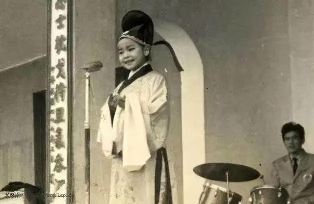 去世30年邓丽君依然是大女主 传奇永存
