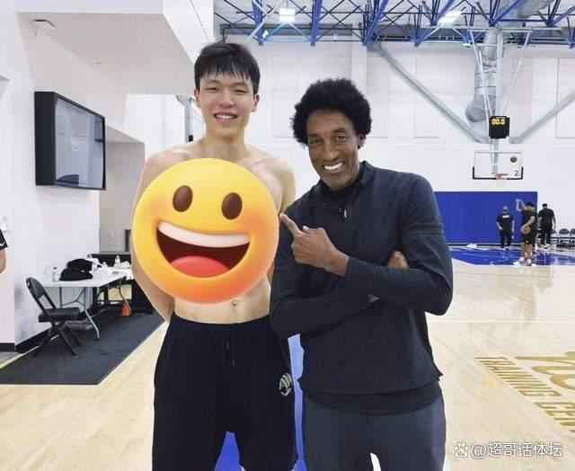 周琦：NBA很多黑人瞧不起我们 我去之前没人给过我建议：前辈经验警示后辈