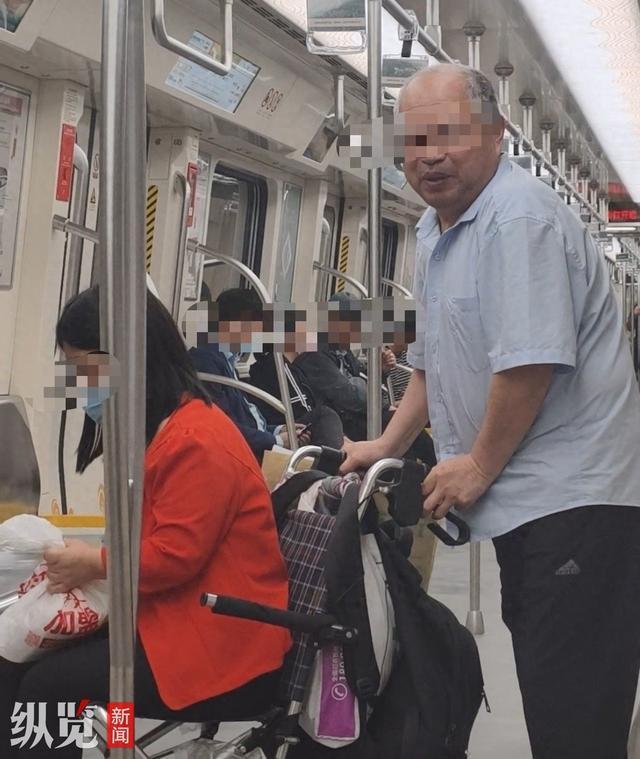 男子帶不同小孩長期在地鐵賣慘行乞,，鄭州地鐵回應,！