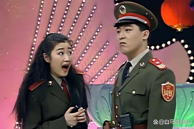 演员房子斌杨雨婷送女儿参加高考 明星也接地气