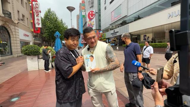 台湾网红馆长回顾大陆行时几近哽咽 感动与温暖交织