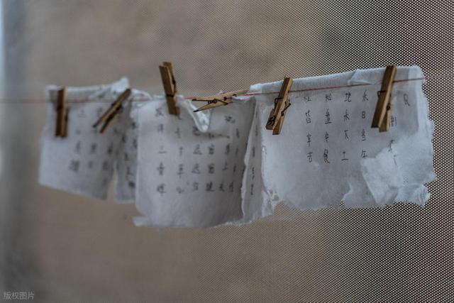 抽50余款作業(yè)本三成不達(dá)國(guó)標(biāo) “防近視”成噱頭