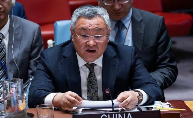 伊朗巴基斯坦等国防长参观中国军舰 深化军事交流