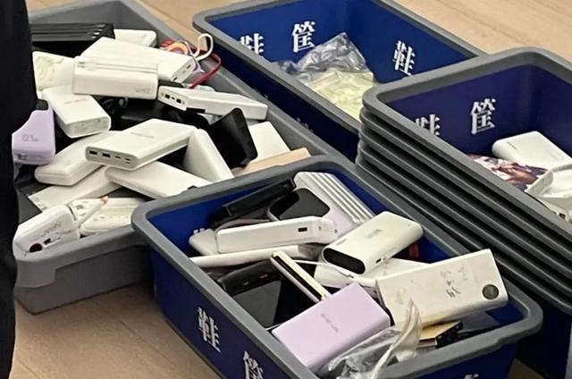 這樣的充電寶今天起不能上飛機(jī)了 因安全風(fēng)險(xiǎn)被禁