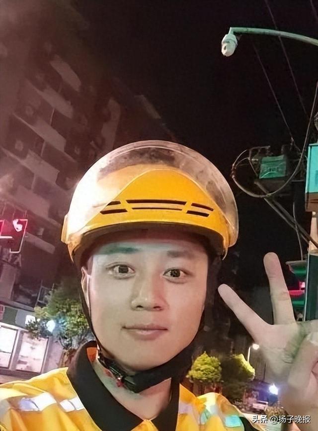 紀(jì)委回應(yīng)“公職人員兼職送外賣”