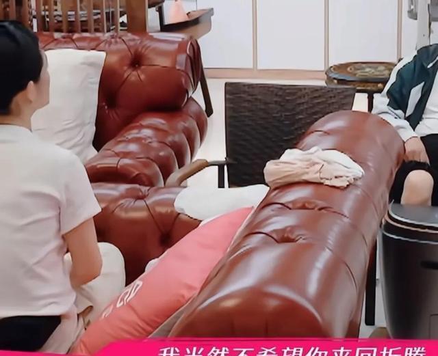 谢娜一家反骨的爸操心的孩无奈的妈 亲情琐事引共鸣