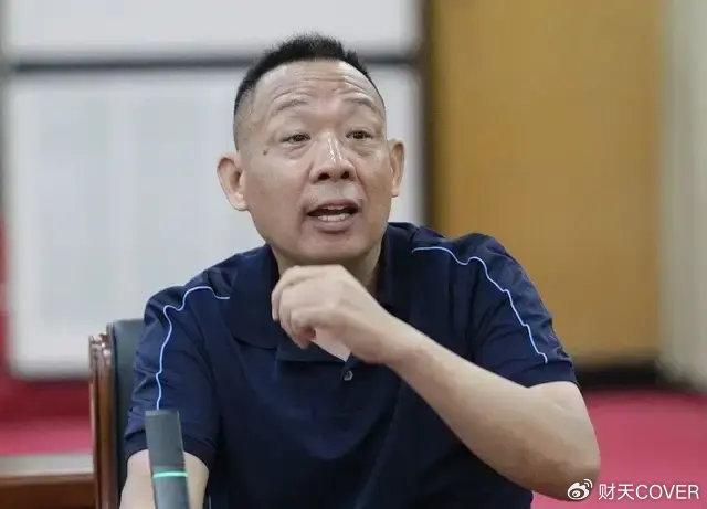 一瓶200元 黄牛涌入胖东来抢酒