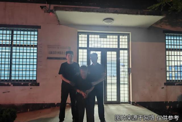醉酒男子闹事打人被行拘