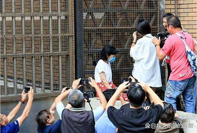 柯文哲妻子痛哭：他到底犯了什么罪