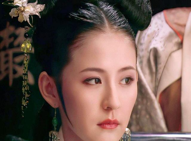 灼灼韶华和甄嬛传是一个造型团队 热依扎演技争议不断