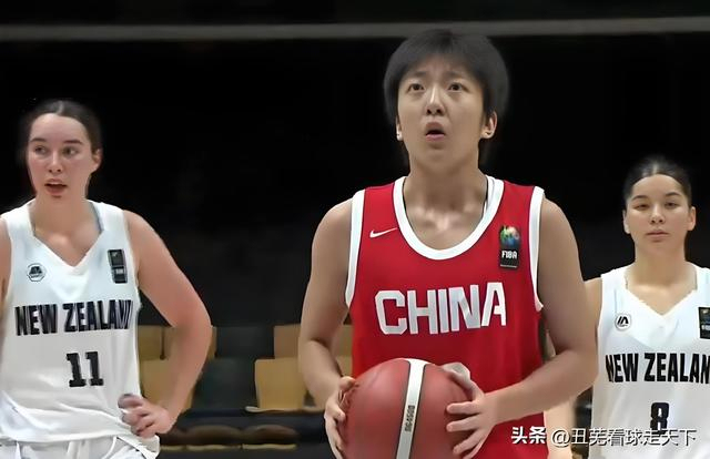 三杀新西兰!中国U16女篮高颜值小将崛起 李沅珊38分耀眼全场