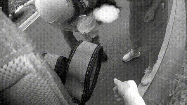 两民警刚结束反诈劝阻又救下女童 紧急施救挽回生命