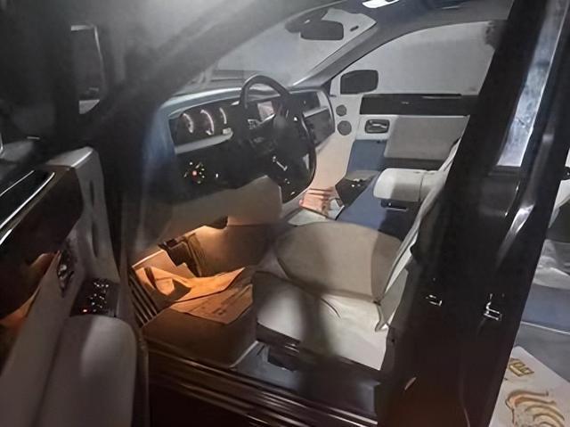 晋A99999劳斯莱斯1544000元起拍