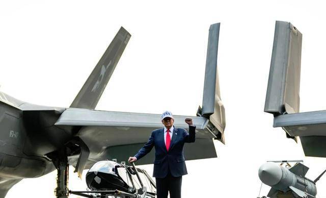 美国的电磁弹射确实不争气，不怪特朗普对它“恨之入骨”