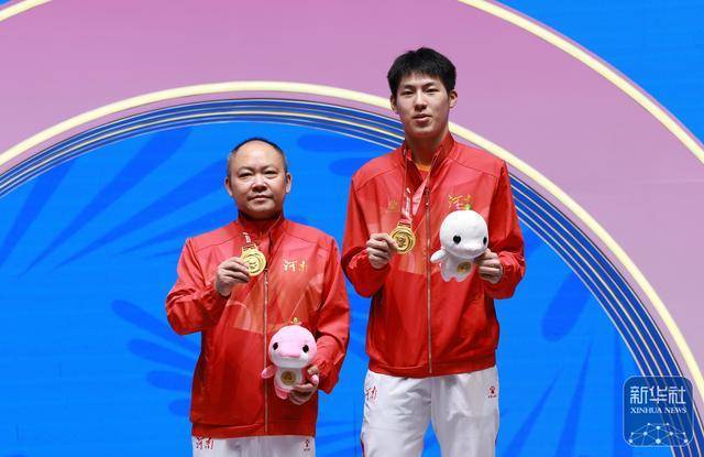 温瑞博夺得乒乓球男单18岁以下金牌 河南小将闪耀全运会