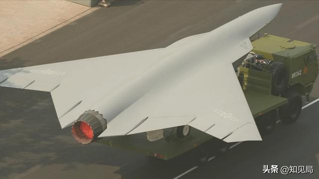 四川舰福建舰会如何打配合 协同作战展现中国速度