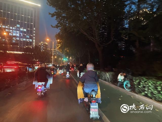 電動(dòng)自行車“換新”倒計(jì)時(shí) 新國(guó)標(biāo)即將實(shí)施