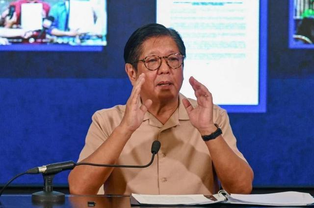 學(xué)者：菲律賓兩股勢力準(zhǔn)備奪權(quán) 抗議背后的政治博弈