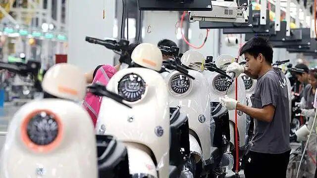 小電驢新國標(biāo)落地影響幾何 安全升級引發(fā)變革