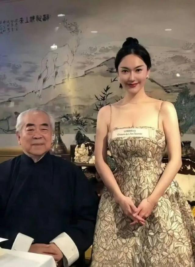 87歲范曾官宣得子，與女兒、繼子斷絕關(guān)系 法律效力有限