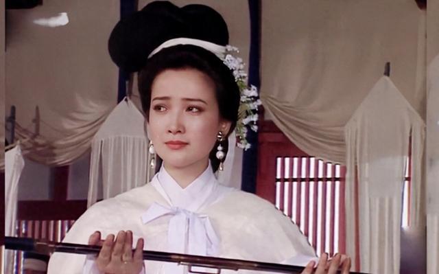 何晴与她背后的古典美学时代 荧幕女神的传奇一生