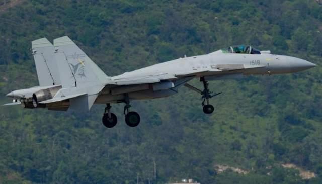 日本F-2战机挂弹对辽宁舰威胁大吗 挑衅意味加剧