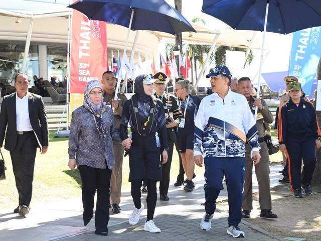 泰国王后素提达参加帆船比赛夺冠 传奇故事诞生