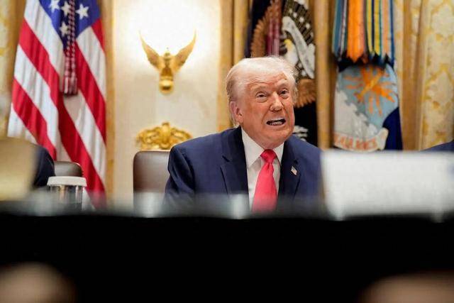 特朗普又自恋,新战舰用自己名 命名藏玄机