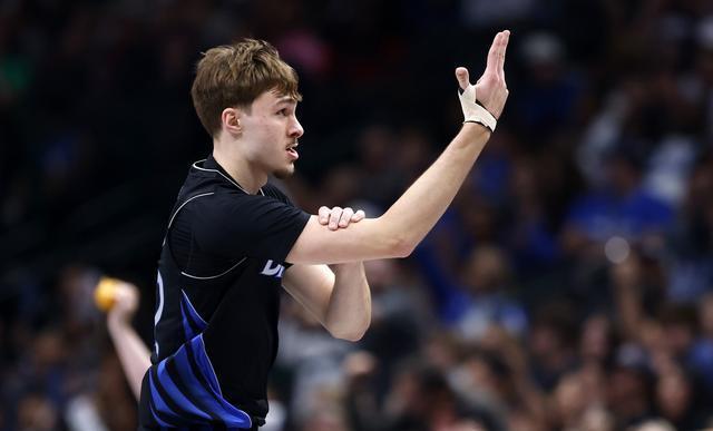 弗拉格全明星首期投票未进西部前20